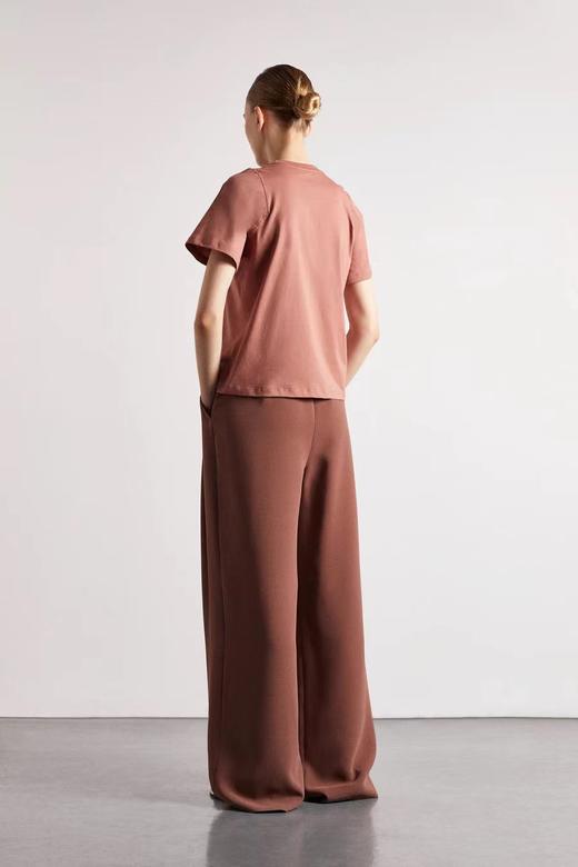 Mark Kenly Domino Tan   珊瑚色/卡其色/白色/沙色LAIA半连肩袖T恤 商品图1