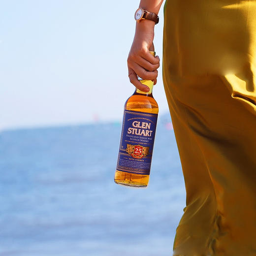 建发酒业 诗都华苏格兰单一纯麦威士忌 英国洋酒700ml 诗都华25年 商品图2