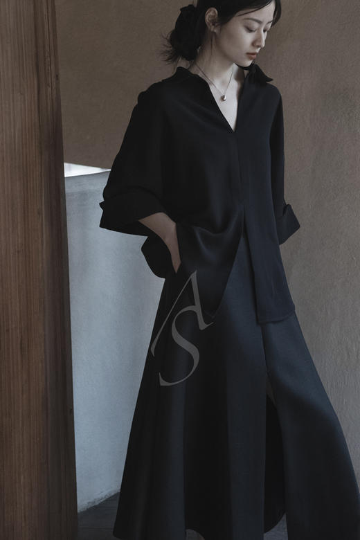 Mark Kenly Domino Tan   陶土色/黑色/茶棕色/冷灰色BAILEE两穿上衣 商品图0