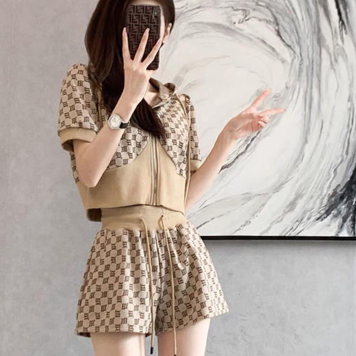 黛唯梵2022年夏季新款韩版名媛高端轻奢小香风套装女显瘦短袖短裤两件套国庆清明出游 商品图1