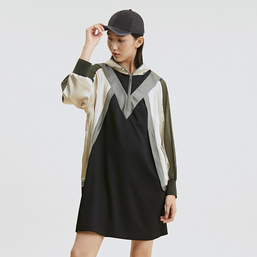 谜底长袖连衣裙2022新款撞色拼接松身H型天丝裙225ML6071 商品图0