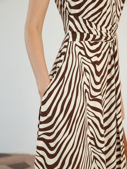 HeyDress原创斑马纹连衣裙女春季新款V领气质法式裙子长裙伞裙 商品图3