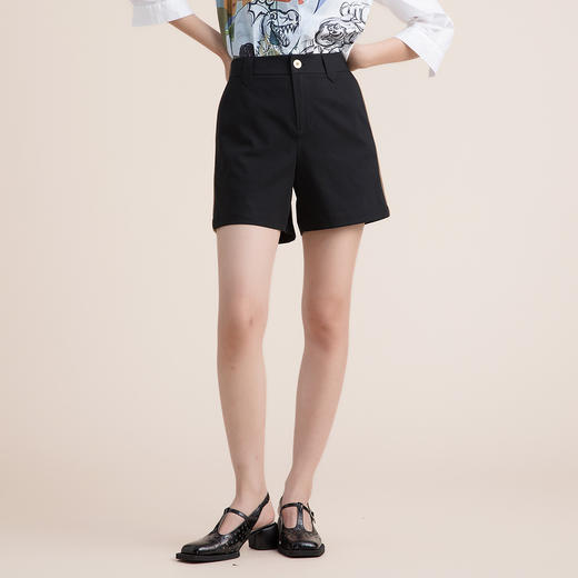 谜底休闲短裤女2022夏季新款时尚简约撞色拼接个性4分裤222MK0685 商品图0