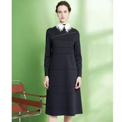 2楼凯莉米洛藏青色收腰连衣裙 商品图0