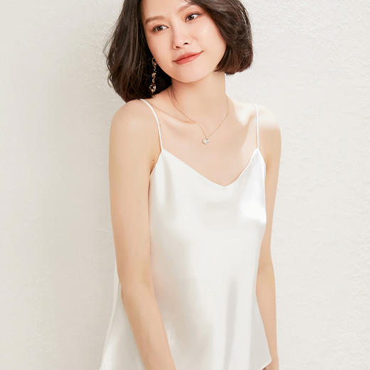 馥迦性感优雅V领仿真丝吊带 J-105 商品图6