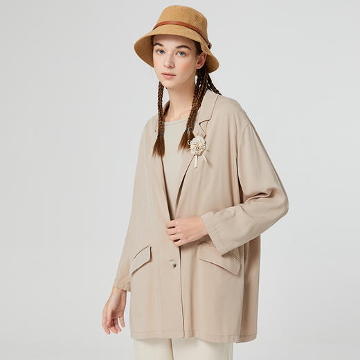 Famecoco范可儿天丝西装外套女薄款新款慵懒风宽松防晒衣女夏F223AB007 商品图4