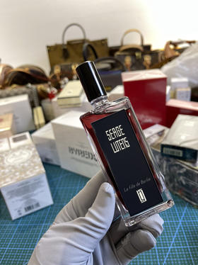 芦丹氏-柏林少女