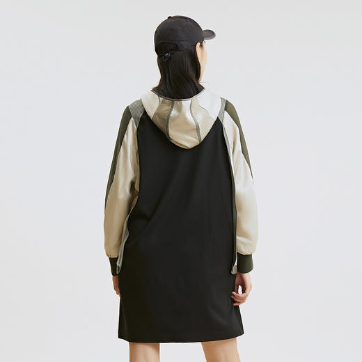 谜底长袖连衣裙2022新款撞色拼接松身H型天丝裙225ML6071 商品图2