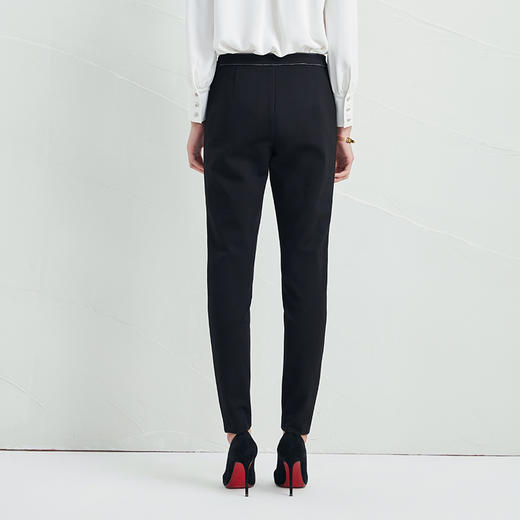 EITIE爱特爱休闲长裤冬季新款简约黑色通勤显瘦小脚修身高腰D2205901 商品图4