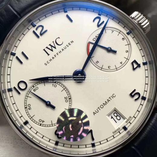 ZF万国 新版本的葡7型号：IW500705（老葡七的型号是IW500107，这是不同的两个型号）系列：葡萄牙52010自动机械,42.3毫米直径,男士手表 商品图10