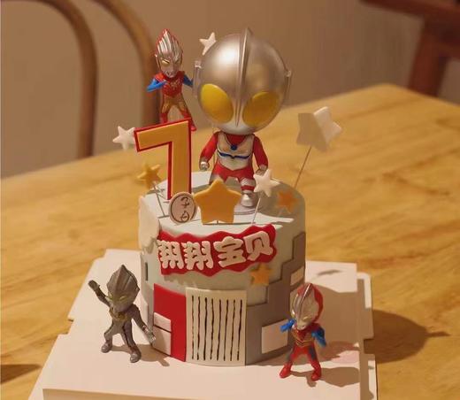 奥特曼蛋糕 （提前6小时预订） 商品图0