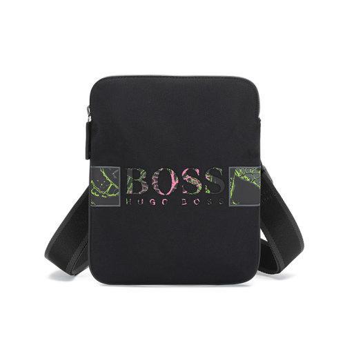 【国内现货】HUGO BOSS/雨果博斯 2021款 男士其它多元安纤维(循环利用)单肩斜挎包信封包 50454196 商品图0