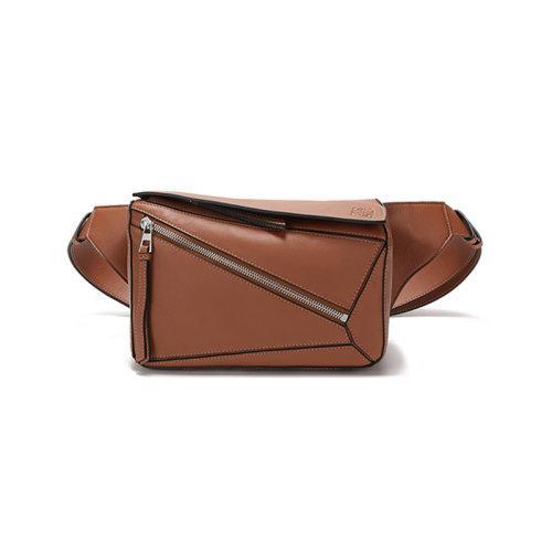 【国内现货】LOEWE/罗意威 2021款 男士小号Puzzle系列牛皮革胸包斜挎包腰包 B510P35X09 商品图5