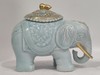 青瓷雕刻描金吉象香薰摆件 商品缩略图0