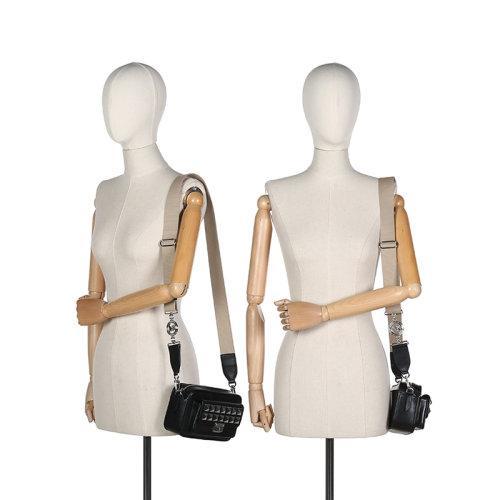 Michael Kors/迈克·科尔斯【22春夏新款】女士BRADSHAW系列皮革铆钉装饰单肩斜挎包相机包 32H1S2BC2T 商品图4