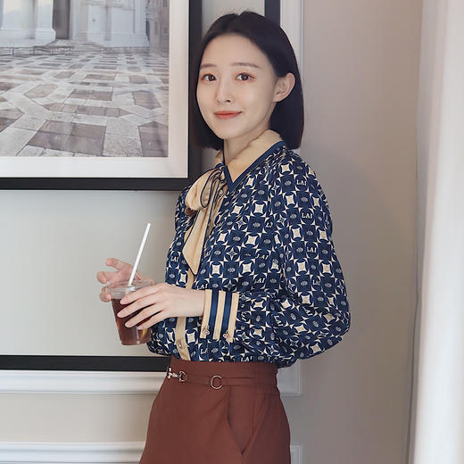 睐时尚衬衫060015 商品图0