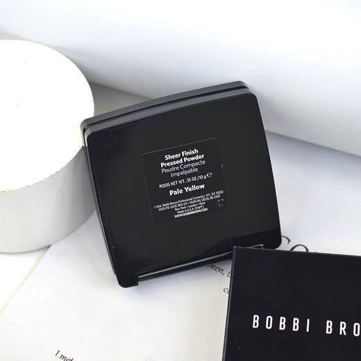 现货▲Bobbi Brown芭比布朗羽柔蜜粉饼01 持久遮瑕控油细腻定妆10g 商品图3