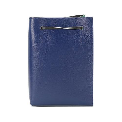 【国内现货】MARNI/玛尼 2021款 女士牛皮革单肩斜挎包抽绳包水桶包 SCMP0040Q0 P2644 商品图2