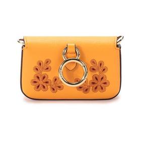 【国内现货】FENDI/芬迪 2021款 女士BAGUETTE系列皮革/织物吊饰挂饰单肩斜挎包 7AR844 AFCS