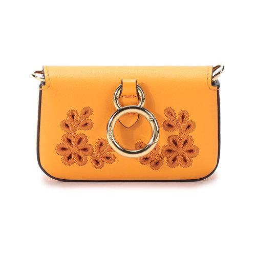 【国内现货】FENDI/芬迪 2021款 女士BAGUETTE系列皮革/织物吊饰挂饰单肩斜挎包 7AR844 AFCS 商品图0