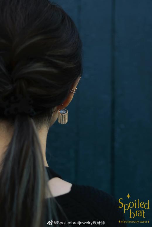 SpoiledBrat Jewelry 流苏系列马眼形发晶耳环 商品图3