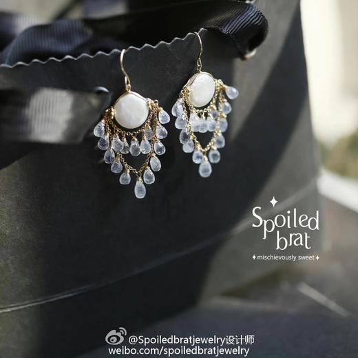 SpoiledBrat Jewelry 风铃系列 珍珠月光石耳环 商品图1