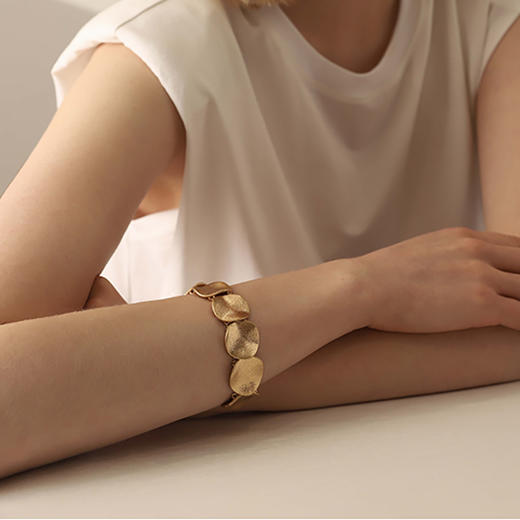 Oflye潮流饰品 金属复古手链女ins小众设计气质简约欧美时尚冷淡风手饰 商品图1