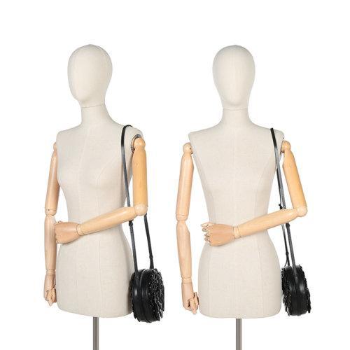 【国内现货】Valentino/华伦天奴 2021款 女士羊皮革玫瑰花瓣圆形单肩斜挎包 VW2B0I32JBZ 商品图4