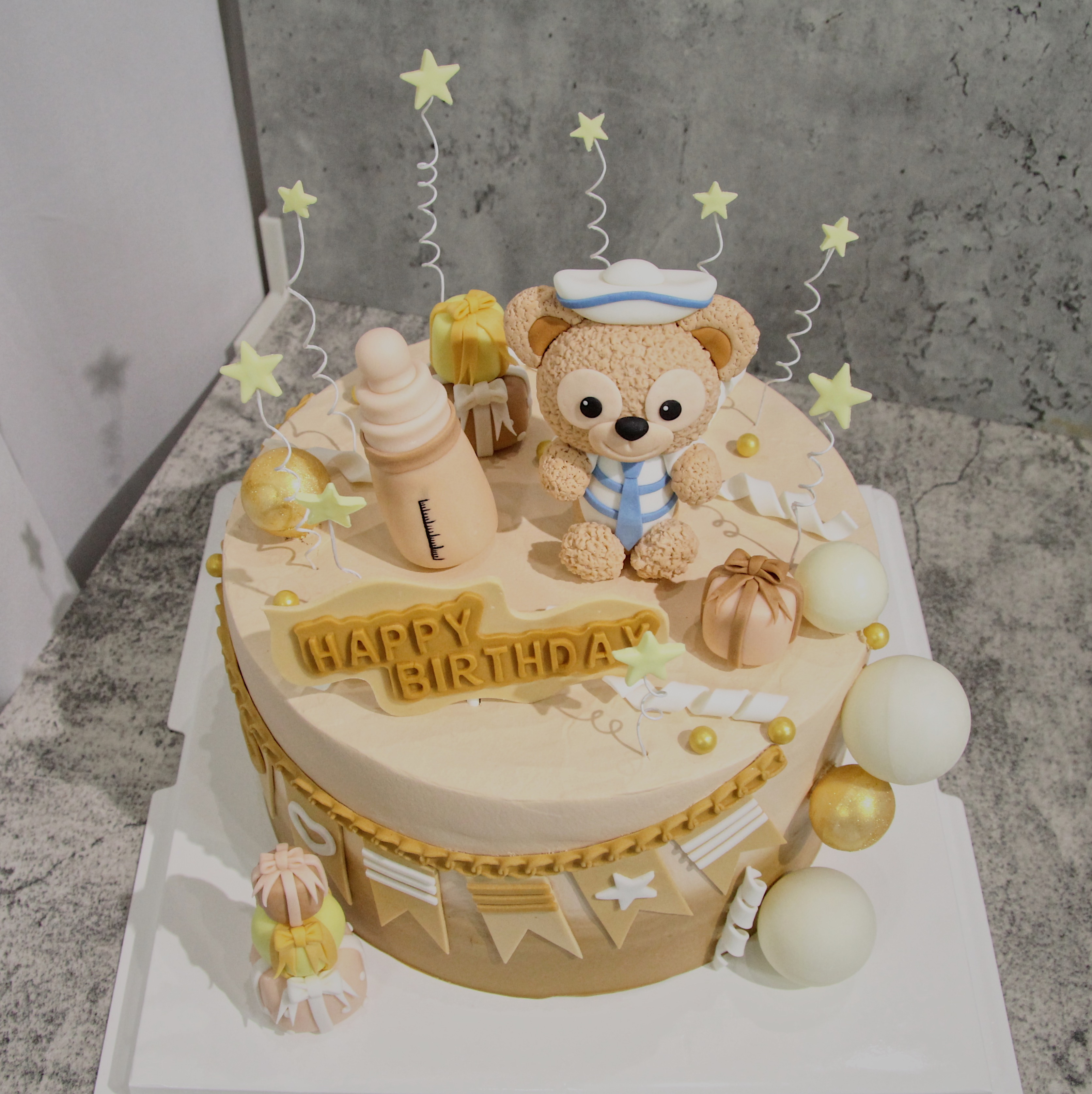 达菲熊-奶油水果蛋糕(提早24小时预定) - 食甜帮