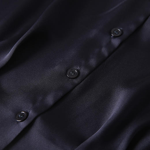 VIMAGE纬漫纪夏款新品时尚显瘦V领上衣女V1713333 商品图3