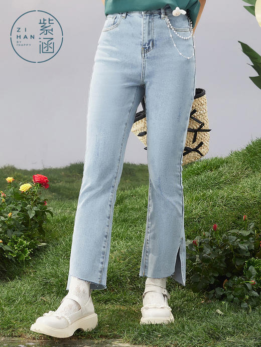 ZIHAN紫涵修身浅色牛仔裤不规则开叉喇叭裤女2022夏季新款花朵珍珠链条Z2Z03BS183 商品图1