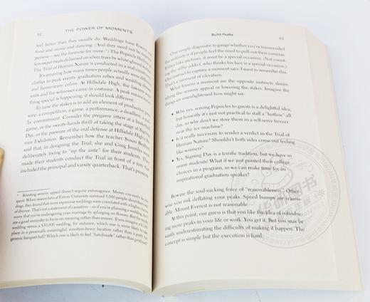 瞬间的力量 英文原版 The Power of Moments 让创意更有黏性作者新书 英文版原版书籍 正版进口英语书 Chip Heath 商品图1