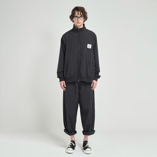 Fumito Ganryu  windbreaker pants 压缩尼龙宽松锥形休闲裤 长裤 商品图3