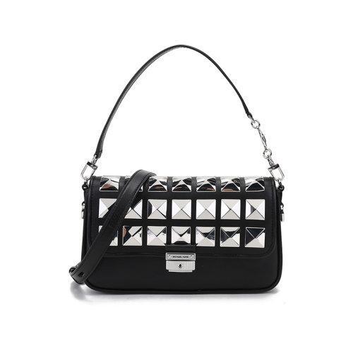 Michael Kors/迈克·科尔斯【22春夏新款】女士BRADSHAW系列皮革铆钉装饰手提单肩斜挎包腋下包小号 30H1S2BL0L 商品图5
