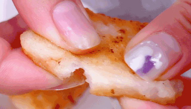  这样吃虾太过瘾！大块虾肉粒，软嫩弹牙鲜美无比，无香精无防腐，宝宝也能吃！ 