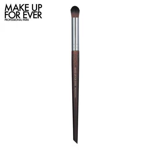 【国际妆品】MAKE UP FOR EVER236号大号晕染刷 商品图0