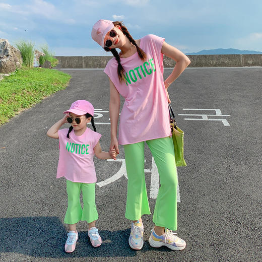 亲子装套装2022新款夏季韩版时髦洋气母女装炸街T恤喇叭裤两件套6国庆清明出游 商品图1