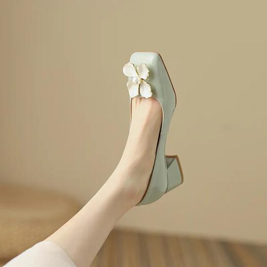 MDE-LK96191新款女鞋方头粗跟中跟鞋花朵串珠四季通勤鞋 商品图7