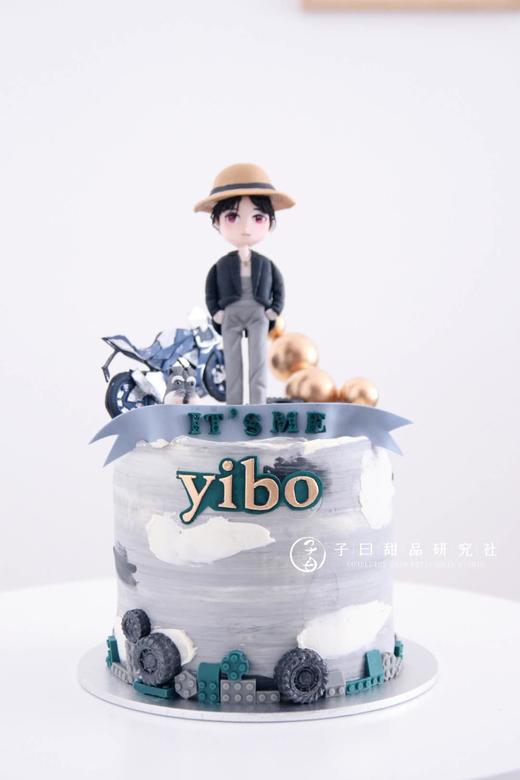 王一博定制人偶翻糖蛋糕（可更换爱豆/提前7天预订） 商品图0