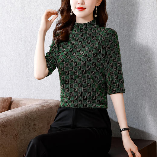 KQL dydd8526烫金亮丝豹纹五分袖打底衫 商品图2