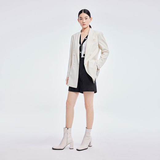 LILY2022夏季新款女装简约气质纯色通勤双排扣西装外套122210C2129 商品图2