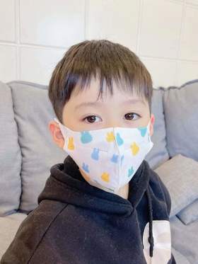 终于买到了宝宝愿意戴又安全的儿童口罩！