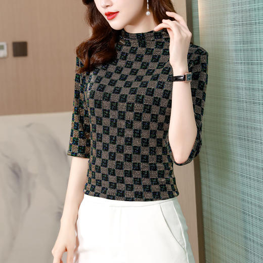 KQL dydd8526烫金亮丝豹纹五分袖打底衫 商品图1