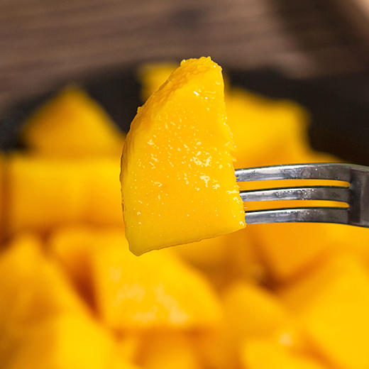 「一口爆汁」海南贵妃芒 净重3斤-9斤装 新鲜多汁 皮薄肉厚 核薄如卡 果香浓郁 口感清甜细腻 商品图2