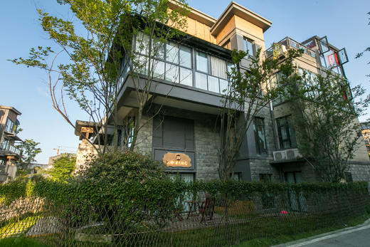 【都江堰·436号院】3房/4房别墅，近融创乐园，投影机麻烧烤·轰趴聚会！AL 商品图0