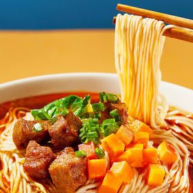 私房牛肉小面 83g*6桶 红烧 速食 食品 非油炸 方便面 懒人 冲泡 整箱6桶装 莫小仙 包邮