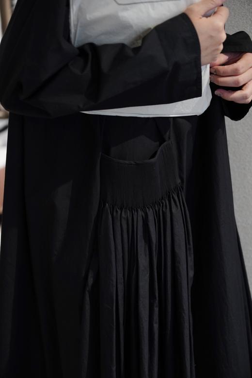 ECOLE DE CURIOSITES 卡其/黑色 风琴褶皱连衣裙 商品图10