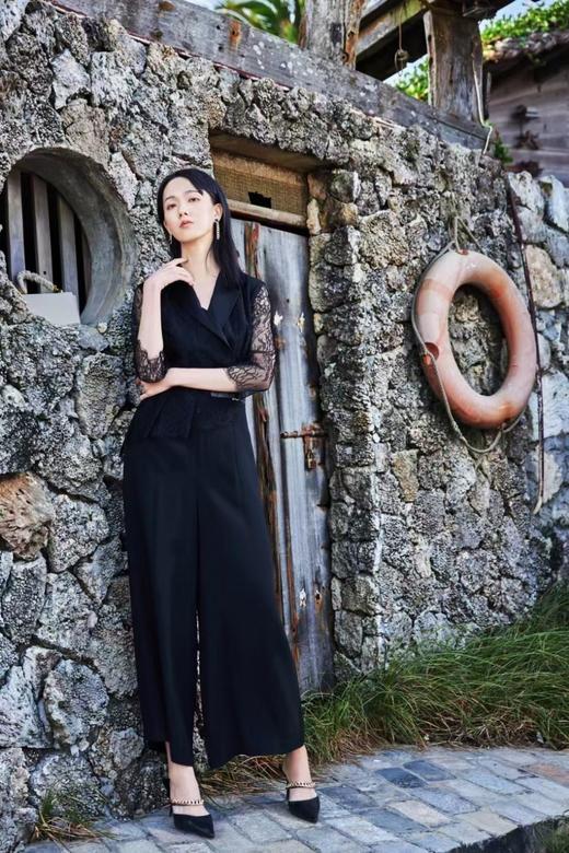 2楼L.MAIXIA蕾丝和聚酯纤维拼接连体裤2022年新款 商品图2