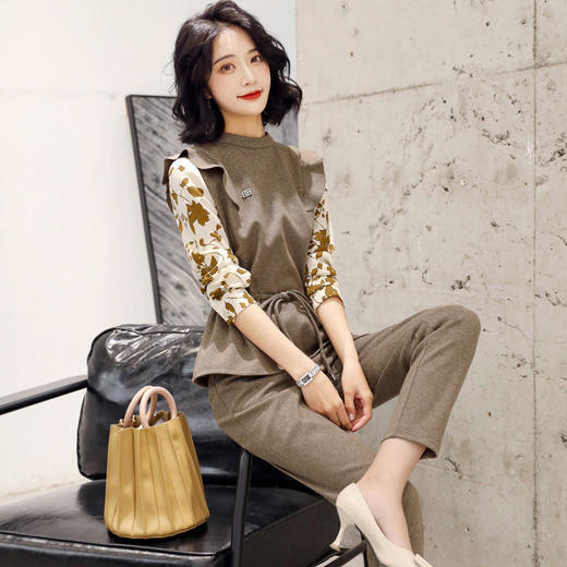 ZYG-ZXIANG8008时尚休闲套装女装2022春季新款韩版显瘦百搭洋气小香风拼接两件套 商品图1