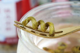 铁皮石斛为何享有“滋阴圣品”之誉？